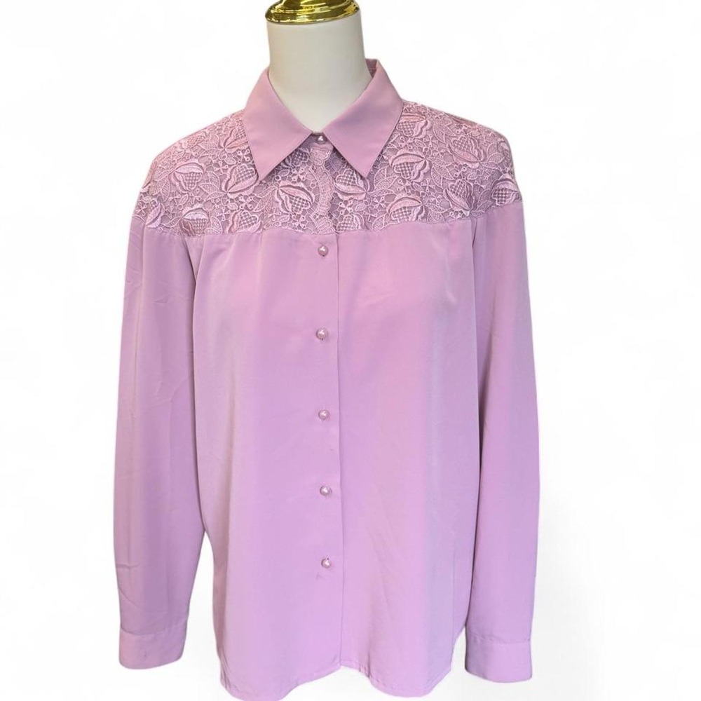 Vintage Cathy Che Lilac Purple Lace Yoke Faux Pearl Button Down Blouse Size 10